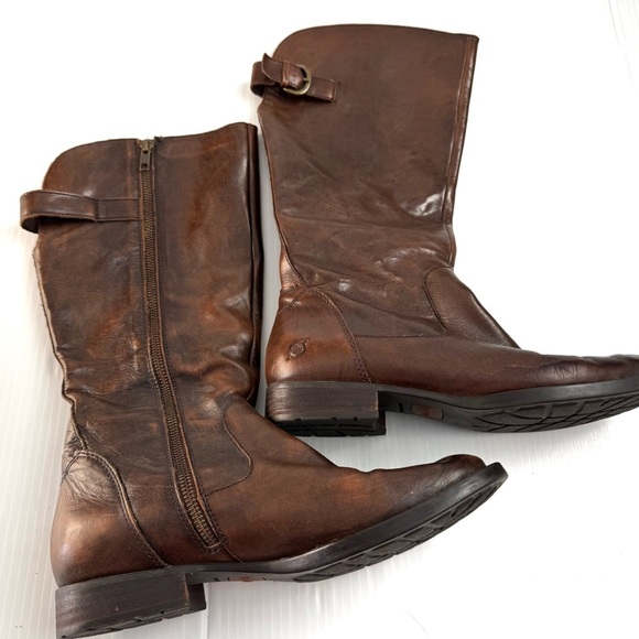 Born tallulah Women's Brown Heeled Boots size 9 **see note - Picture 1 of 10
